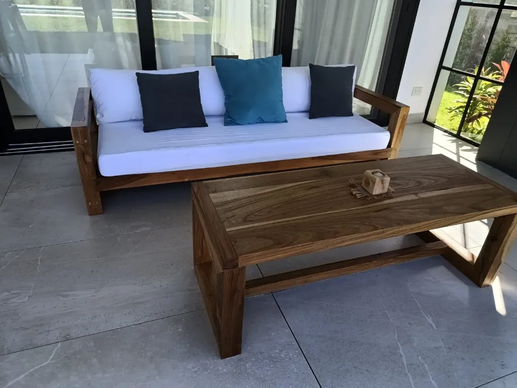 Mesa Lux Lounge (Euca)